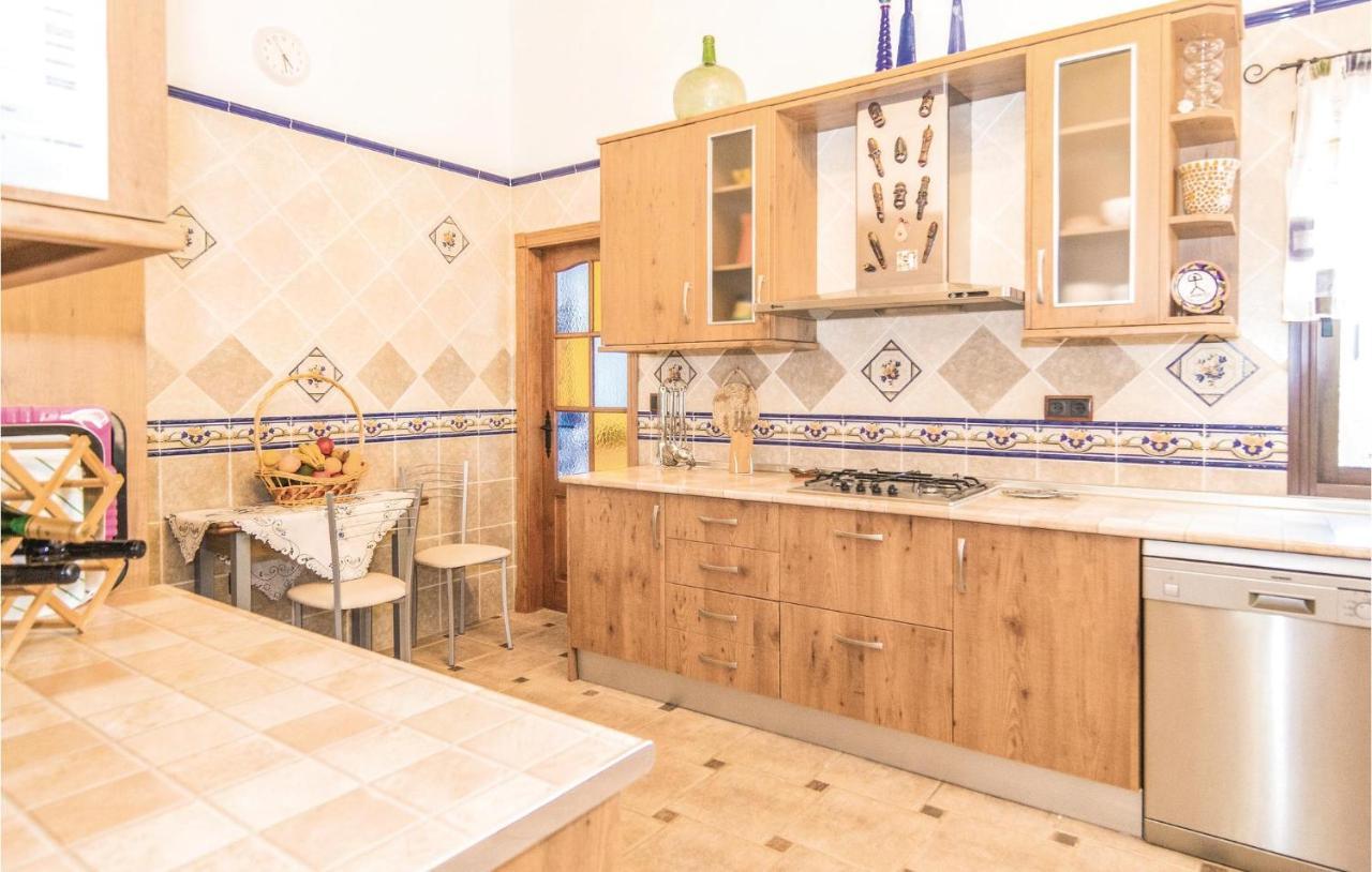 Awesome Home In Mijas With House A Mountain View Екстериор снимка